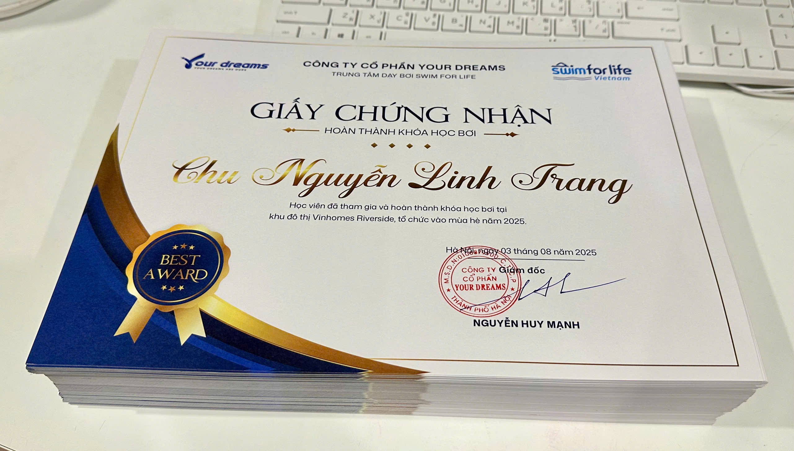 Sample Course Completion Certificate from Swim For Life Vietnam